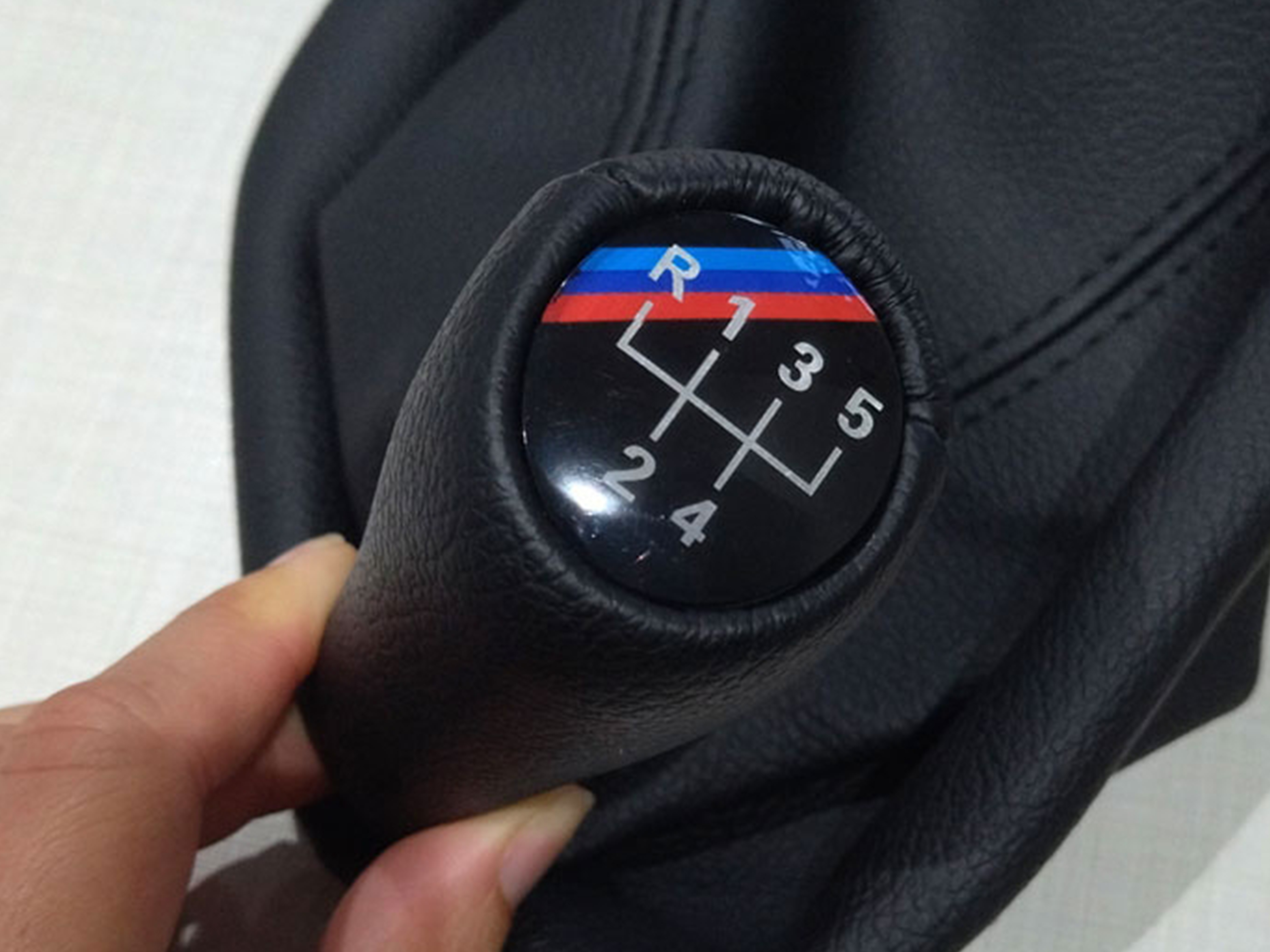 Топка за скоростен лост с маншон 5 скорости, BMW E39
